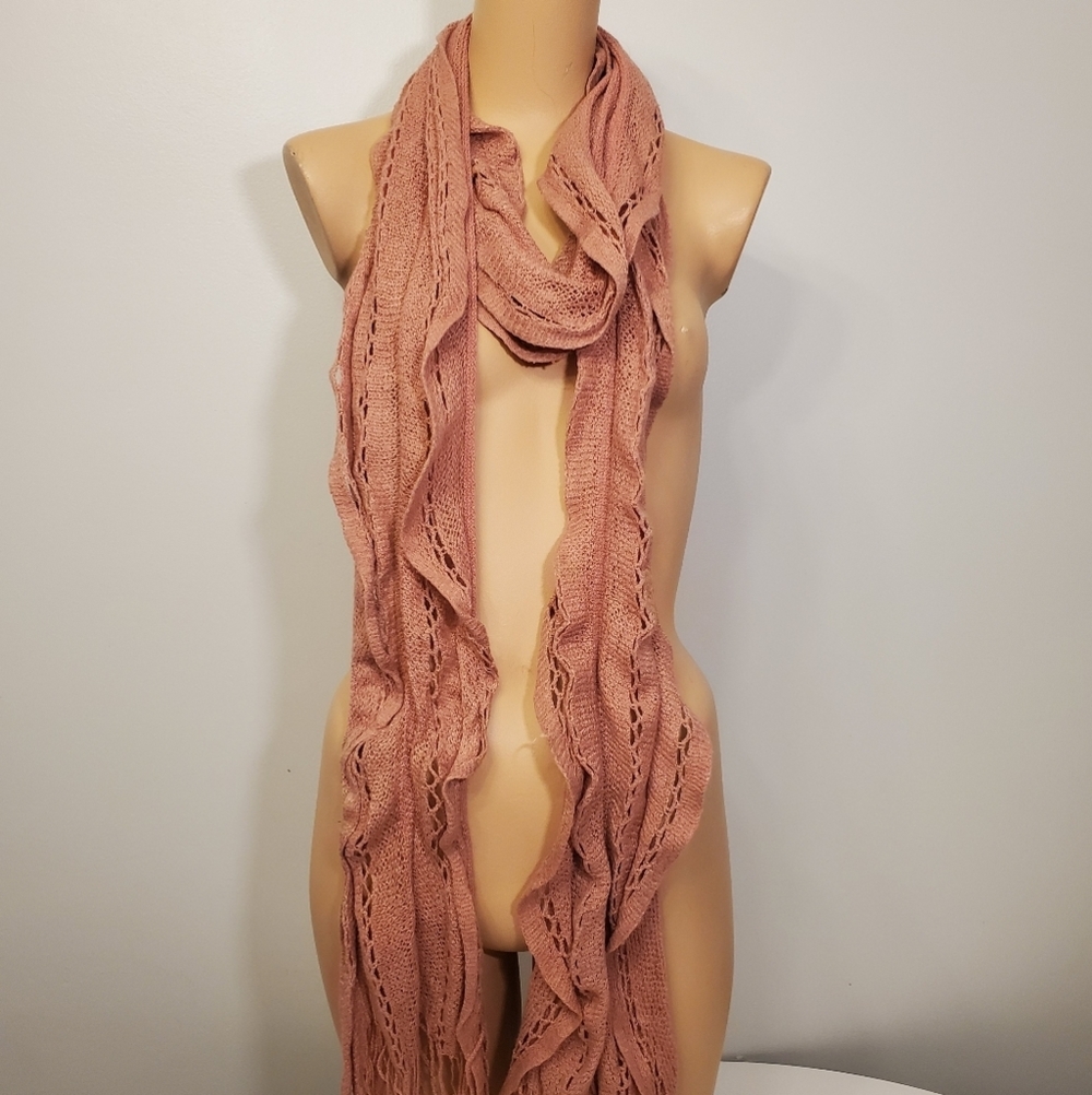 Beautiful Knitted Scarf - Picture 3 of 6